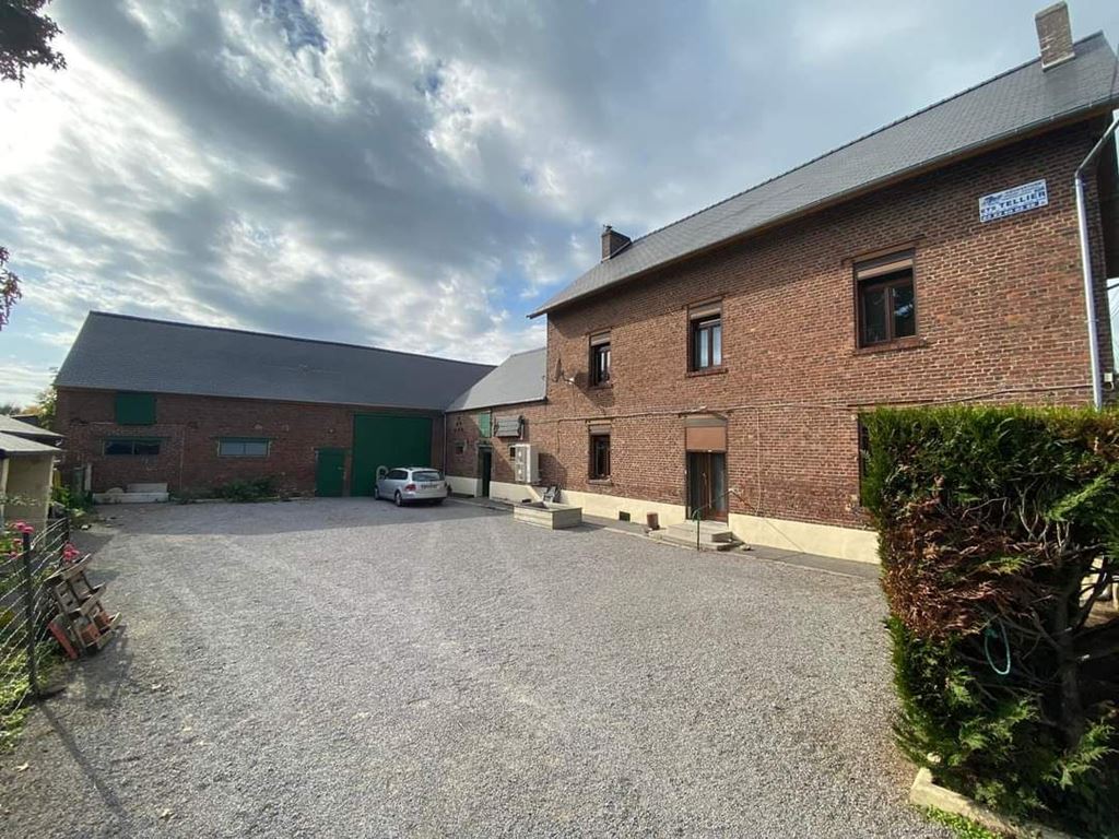 Corps de ferme BERGUES SUR SAMBRE (02450) YOANN HERLEM IMMOBILIER